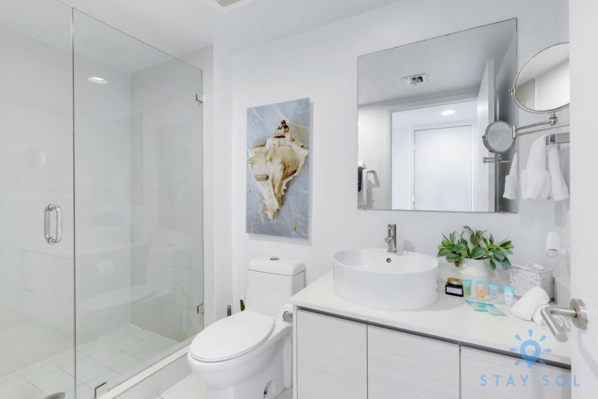 Amenities Balcony W Stunning Views-Beachfront Hallandale Beach Eksteriør bilde