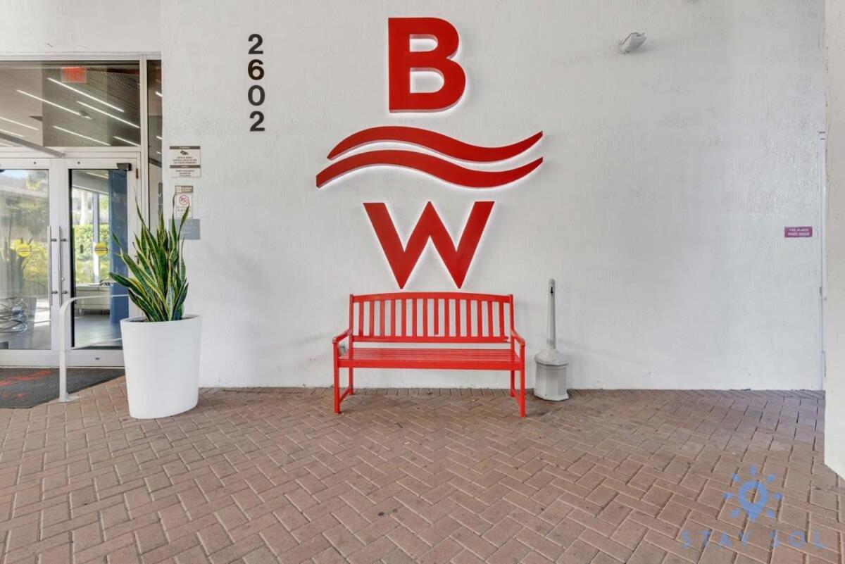 Amenities Balcony W Stunning Views-Beachfront Hallandale Beach Eksteriør bilde